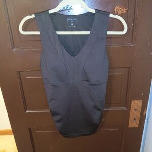 EUC Athleta Active Wear Top With Built In Bra 36B